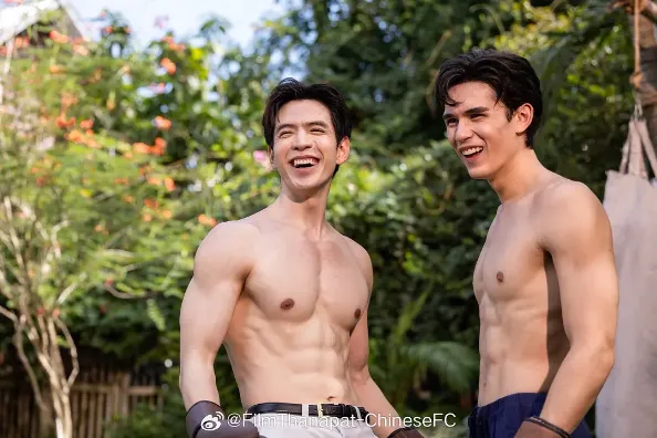 《隐欲囚笼》สกุณาซ่อนรัก (2026)-剧情 / 爱情 丈夫促成妻子出轨的狗血三角恋-泰国[电视剧][夸克网盘]