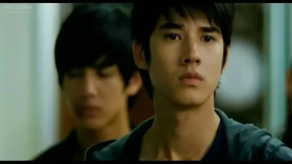 《死党》มึงกู เพื่อนกันจนวันตาย (2012)-动作 / 犯罪 叛逆少年的热血帮派与友情-泰国[电影][夸克网盘]